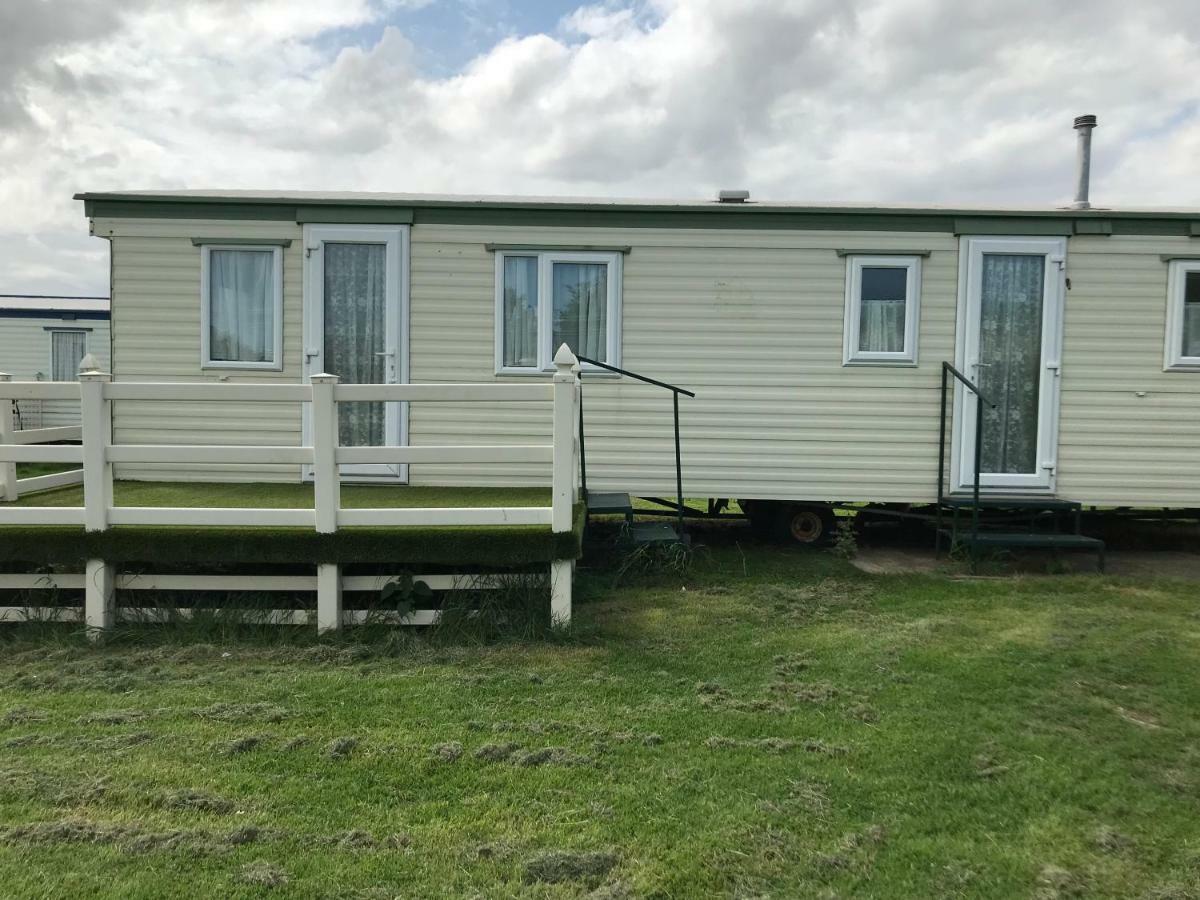 8 Berth Sunnymede Villa Инголдмелс Екстериор снимка