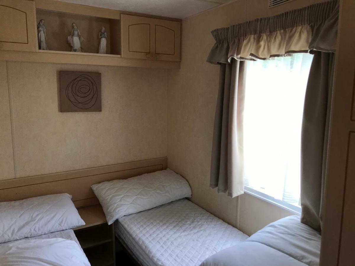8 Berth Sunnymede Villa Инголдмелс Екстериор снимка